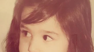 Αναγνωρίζεις το νεαρό κοριτσάκι της φωτογραφίας;