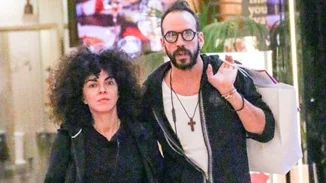 Πάνος Μουζουράκης - Μαρία Σολωμού: Βόλτες για ψώνια!