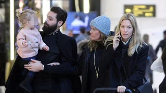 Βίκυ Καγιά: Καθημερινές στιγμές με την κόρη και τη μητέρα της