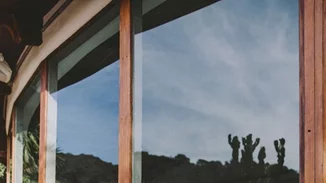 Το χρώμα που κάνει τώρα θραύση στο Pinterest δεν είναι ό,τι περίμενες