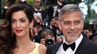 Amal Clooney | 10 φορές που τα χτενίσματά της τράβηξαν περισσότερο την προσοχή από τον George