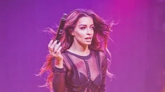 Ελένη Φουρέιρα: O σέξι χορός της στη σκηνή! (video)