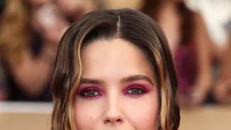 Monochromatic Makeup: Αυτό είναι το απόλυτο trend στο μακιγιάζ τώρα