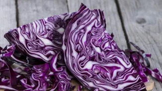 Κόκκινο λάχανο: Ιδιότητες και οφέλη της σούπερ τροφής για την υγεία σου