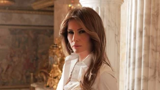 Melania Trump: Γιατί έχει συνεχώς το ίδιο χτένισμα;