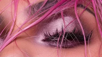 Kylie Jenner: Η συλλογή μακιγιάζ της για τον Άγιο Βαλεντίνο