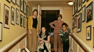 Malia και Sasha Obama: Οι φωτογραφίες από τις πρώτες στιγμές τους στον Λευκό Οίκο