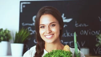 Οι 8 ΕΝΤΟΛΕΣ διατροφής για καλή ζωή, υγεία και σώμα από την διεθύντρια του Ελληνικού Ινστιτούτου Διατροφής