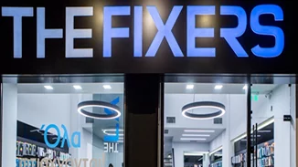 THE FIXERS: Εκεί όλα φτιάχνονται!