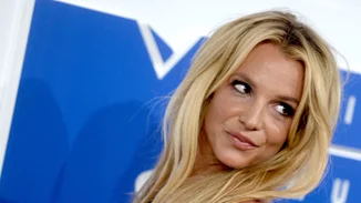 Britney Spears: Γυμνάζεται ακούγοντας...Fergie!