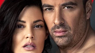 Μαρία Κορινθίου-Γιάννης Αϊβάζης: Φωτογραφίζονται μαζί ολόγυμνοι!