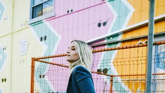 Αυτό το παντελόνι θα σε κάνει να φαίνεσαι ΠΟΛΥ ψηλότερη