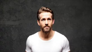 Ryan Reynolds: Το φιλί με γνωστό ηθοποιό στις Χρυσές Σφαίρες (βίντεο)