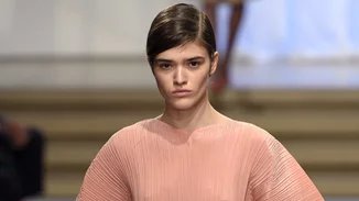 Άνοιξη/Καλοκαίρι 2017: Τα μοναδικά 7 looks που πρέπει να δεις (ναι, από τώρα!)