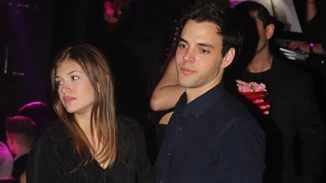 Κλέλια Ανδριολάτου - Ρένος Ρώτας: Αχώριστοι και ερωτευμένοι σε βραδινή τους έξοδο