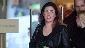 Έλενα Παπαρίζου: Πού την «συνέλαβε» ο φωτογραφικός φακός;