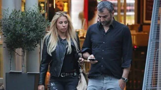 Γωγώ Μαστροκώστα -Τραϊανός Δέλλας: Ρομαντική βόλτα στην Γλυφάδα