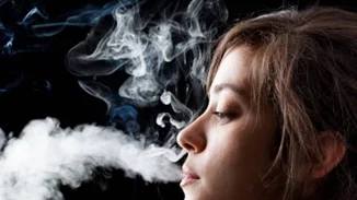 Πώς να περιποιούμαι το δέρμα μου αν καπνίζω;