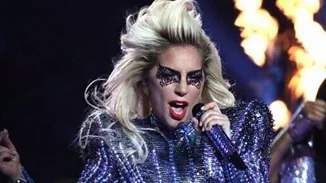 Lady Gaga: Το make up της στο Super Bowl δεν μας απογοήτευσε καθόλου