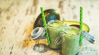 Συνταγή για smoothie με αβοκάντο και καφέ