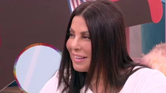 Η Άντζελα Δημητρίου στην Ελένη Μενεγάκη: Η προσωπική εξομολόγηση και η αποκάλυψη της ηλικίας της