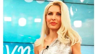 Ελένη Μενεγάκη: Βρήκαμε τι φόρεσε σήμερα στην εκπομπή της