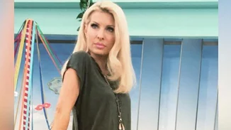 Ελένη Μενεγάκη: Βρήκαμε τι φόρεσε σήμερα στην εκπομπή της