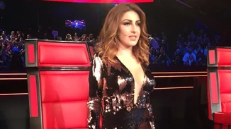 Έλενα Παπαρίζου: Τι φόρεσε στον ημιτελικό του The Voice