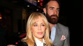 Kylie Minogue: Χώρισε πριν τον γάμο λόγω τρίτου προσώπου!