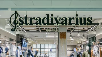 Stradivarius: Η πρώτη ανδρική τους συλλογή είναι επιτέλους εδώ!