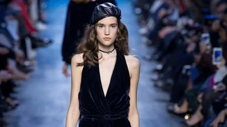 Christian Dior Φθινόπωρο/Χειμώνας '17: Η μπλε περίοδος του ιστορικού οίκου