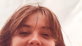 Αναγνωρίζεις το κοριτσάκι της φωτογραφίας;