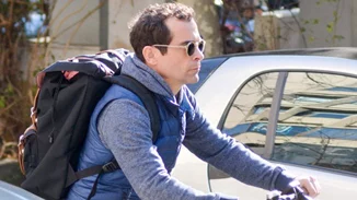 Κωνσταντίνος Μαρκουλάκης: Με το ποδήλατο στο κέντρο τις Αθήνας