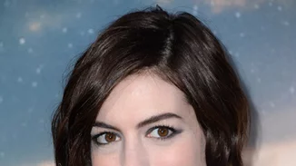 Anne Hathaway: Αυτή είναι η πρώτη φωτογραφία του μωρού της