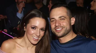 Καλομοίρα - Γιώργος Μπούσαλης: Νυχτερινή έξοδος για το ερωτευμένο ζευγάρι