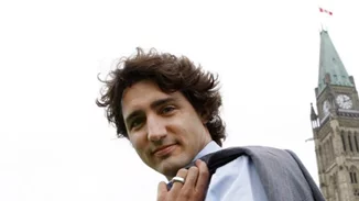 Justin Trudeau: Οι φωτογραφίες από τη νεαρή του ηλικία έκαναν το γύρο του διαδικτύου