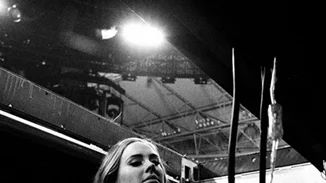 Adele: Ο φόρος τιμής στα θύματα της επίθεσης στο Λονδίνο