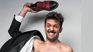 Δημήτρης Μοθωναίος: O mr. «Agapimeno» είναι single & sexy