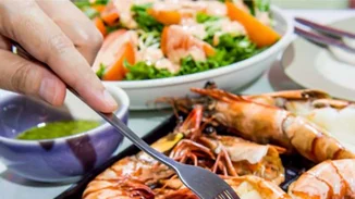 Νηστεύω τι να φάω; Οι συνδυασμοί τροφών για πρωτεΐνη σε κάθε γεύμα ώστε να μην πάρουμε κιλά