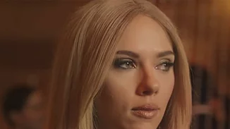 Scarlett Johansson: Υποδύεται την Ivanka Trump σε κωμικό βίντεο