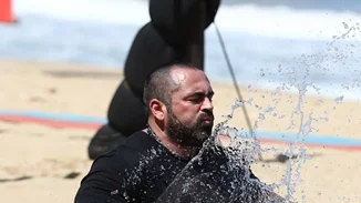 Survivor: Τα τρυφερά τετ α τετ του Μπο με παίκτρια ριάλιτι