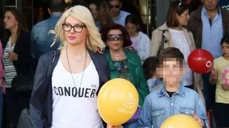Εύη Φραγκάκη: Για ψώνια με τον γιο της