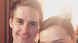 Miranda Kerr - Evan Spiegel: Το ταξίδι του μέλιτος ξεκίνησε και επίσημα!