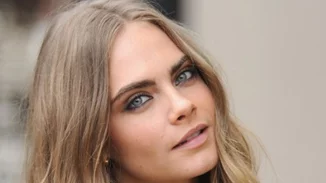 Cara Delevingne: Έκοψε και ξύρισε τα μαλλιά της!