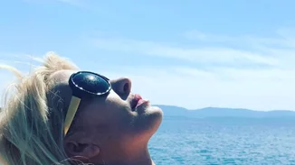 Οι stars ξεκίνησαν τα μπάνια: Οι πρώτες φωτογραφίες τους με μαγιό