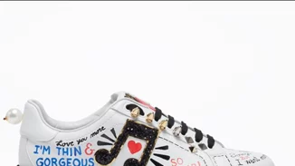 Αυτό το παπούτσι D&G προκάλεσε σωρεία αντιδράσεων στα social media