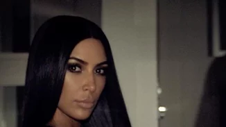 Kim Kardashian: Έτσι είναι το σώμα της χωρίς ίχνος photoshop!