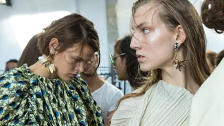 Άνοιξη/Καλοκαίρι 2017: Τα ωραιότερα κοσμήματα που είδαμε στην πασαρέλα