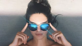 Kendall Jenner: Έτσι λιώνει το λίπος στην κοιλιά της!