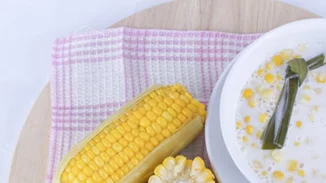 Λίστα 2017: Οι 15 τροφές με τα περισσότερα φυτοφάρμακα (τρως φράουλες;) και οι 12 πιο αγνές (φρούτα και λαχανικά)